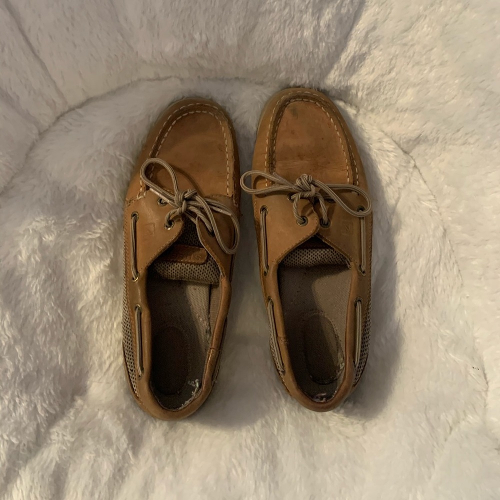 Sperry's - Picture 2 of 2